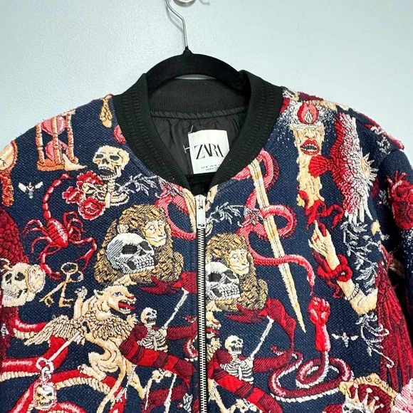 ZARA Mens Dark Blue All Over Skulls Skeletons Heart Graphic‎ Bomber Jacket - Picture 4 of 6